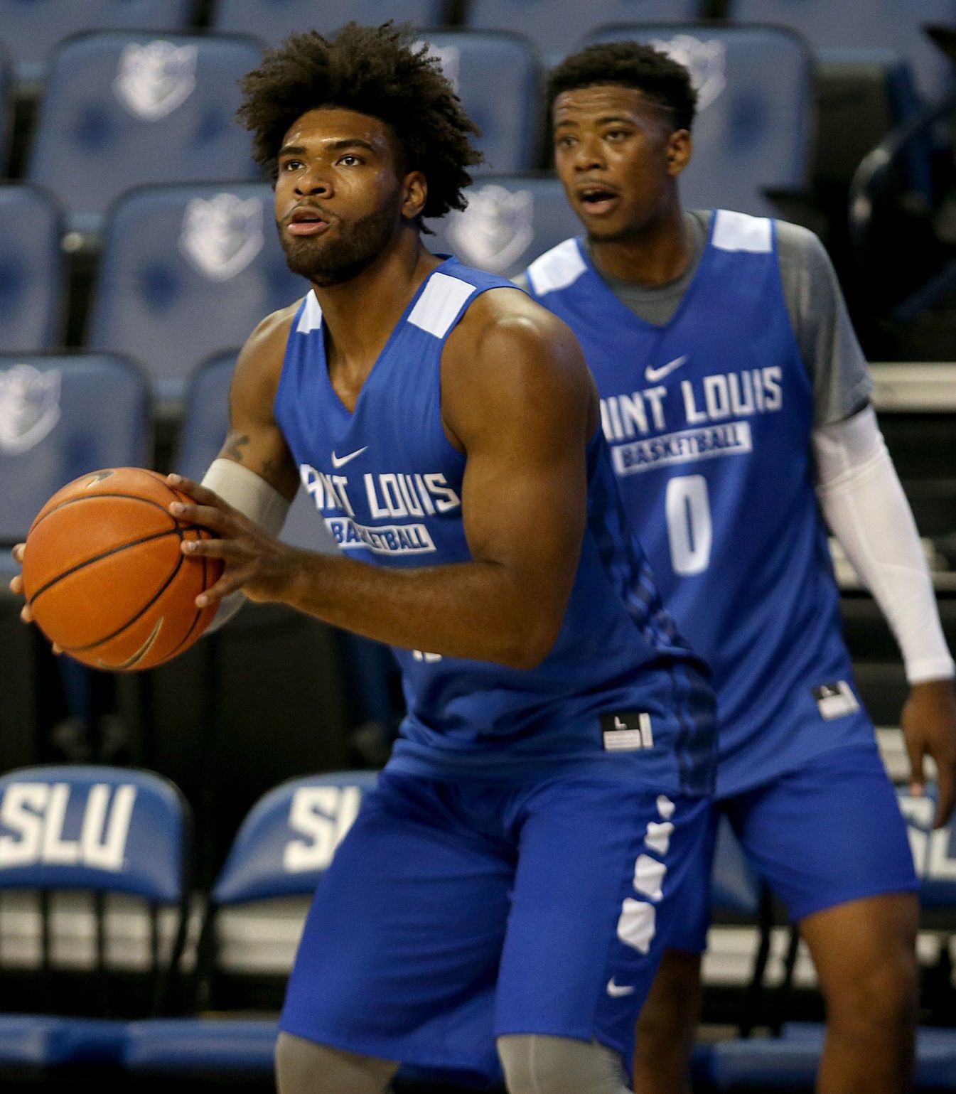 SLU mens basketball team begins practice